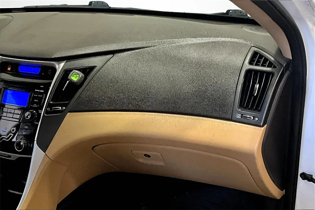2013 Hyundai Sonata GLS photo 8