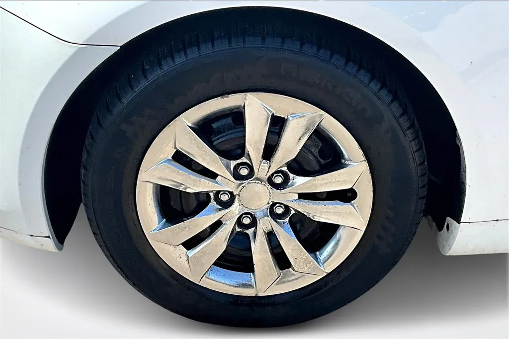 2013 Hyundai Sonata GLS photo 28