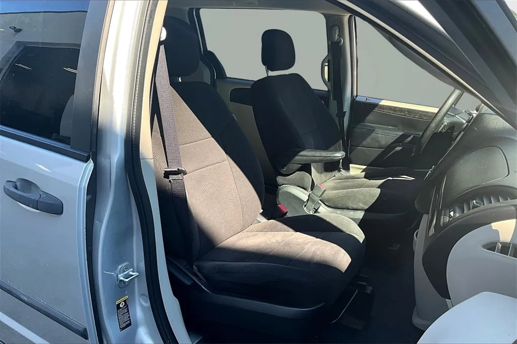 2012 Ram C/V Tradesman Van photo 8