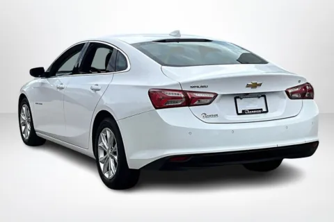 More photos of 2020 Chevrolet Malibu LT at Lakeside Automotive Group, MI