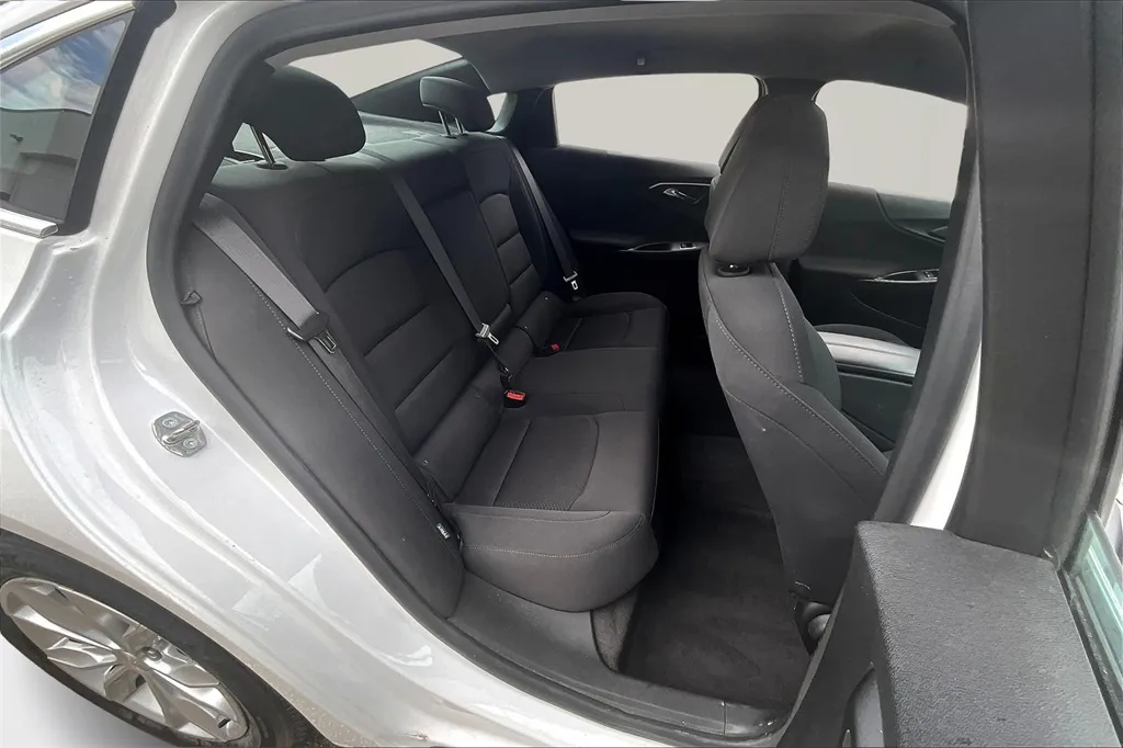 2020 Chevrolet Malibu 1LT photo 29