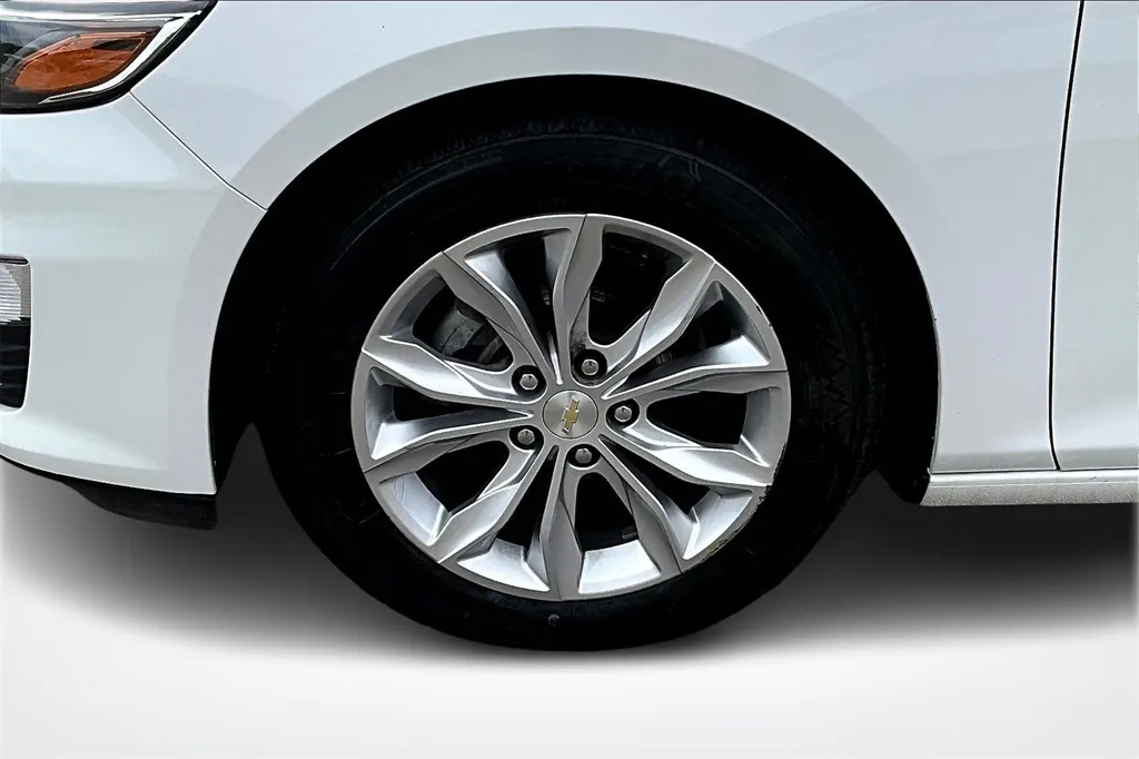 2020 Chevrolet Malibu 1LT photo 21