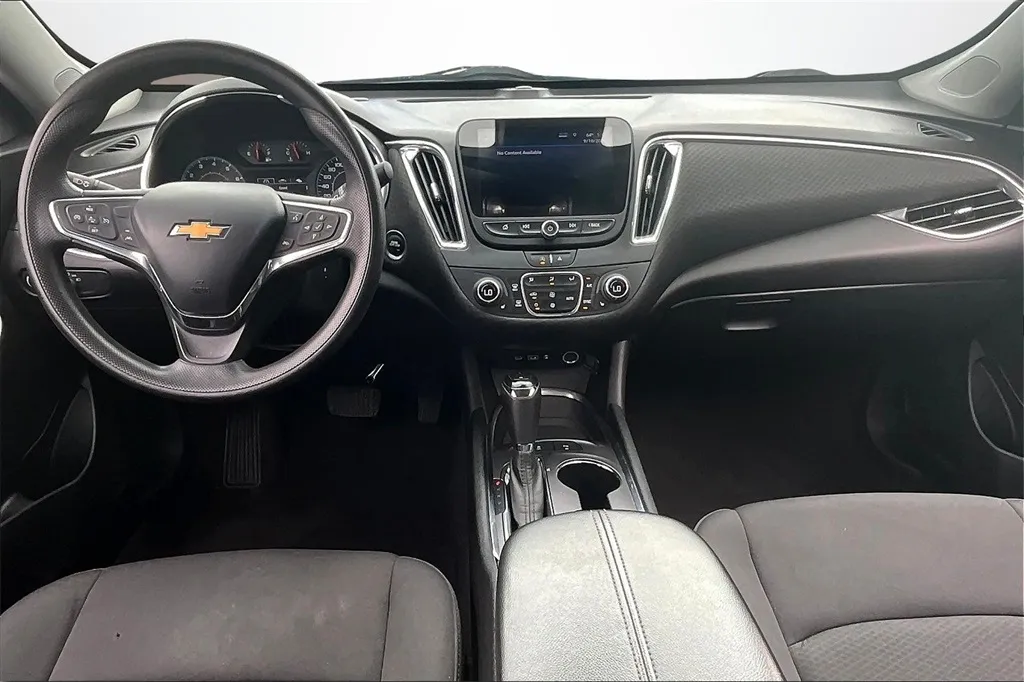 2020 Chevrolet Malibu 1LT photo 3