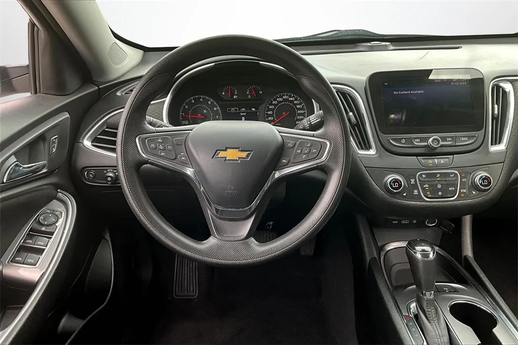 2020 Chevrolet Malibu 1LT photo 14