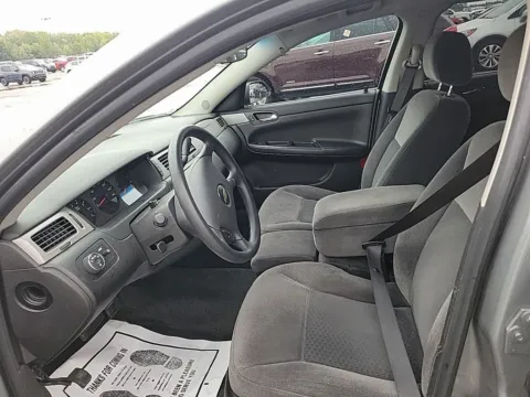 More photos of 2007 Chevrolet Impala Police at Lakeside Automotive Group, MI