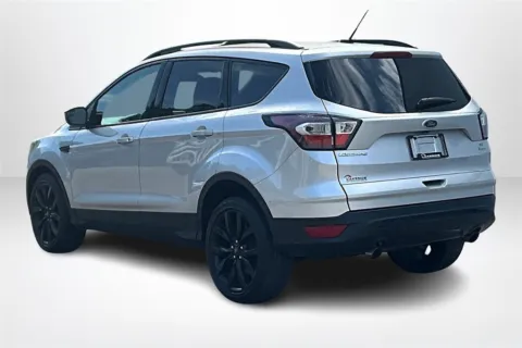More photos of 2017 Ford Escape SE at Lakeside Automotive Group, MI