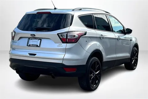 More photos of 2017 Ford Escape SE at Lakeside Automotive Group, MI