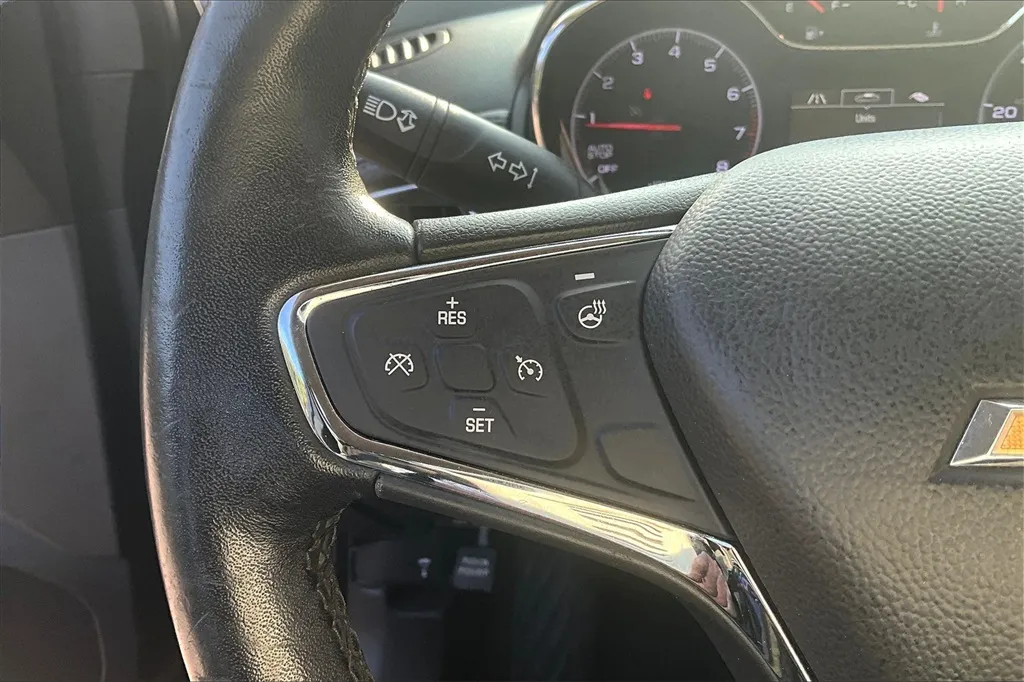 2018 Chevrolet Cruze Premier photo 13