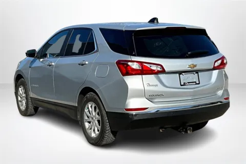 More photos of 2021 Chevrolet Equinox LT at Lakeside Automotive Group, MI