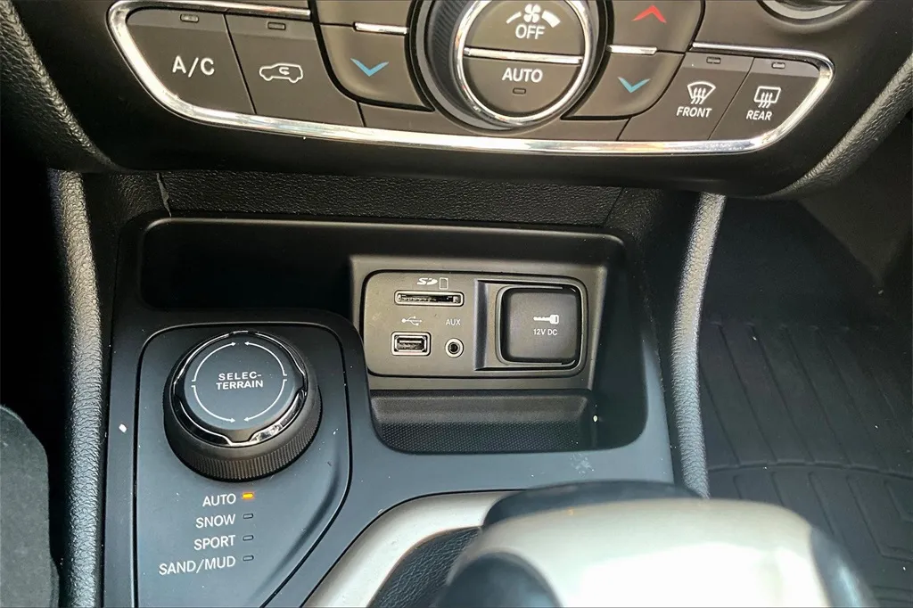 2016 Jeep Cherokee Limited photo 6