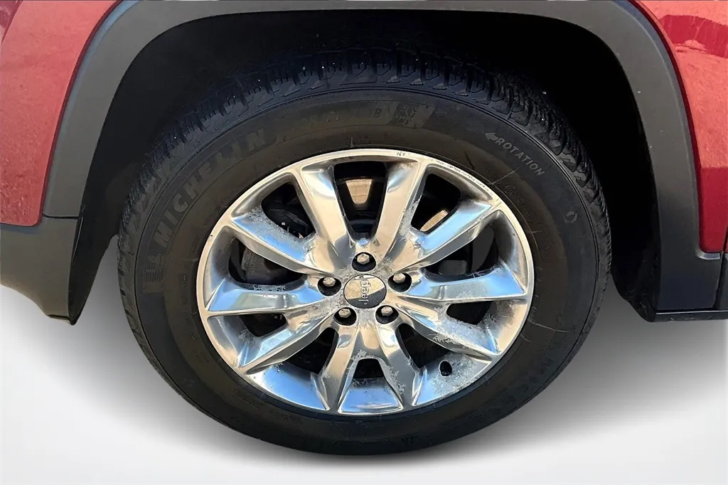 2016 Jeep Cherokee Limited photo 28