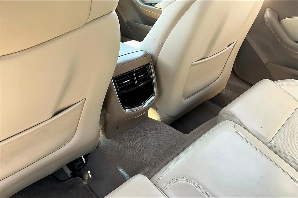 2015 Cadillac CTS Luxury photo 4