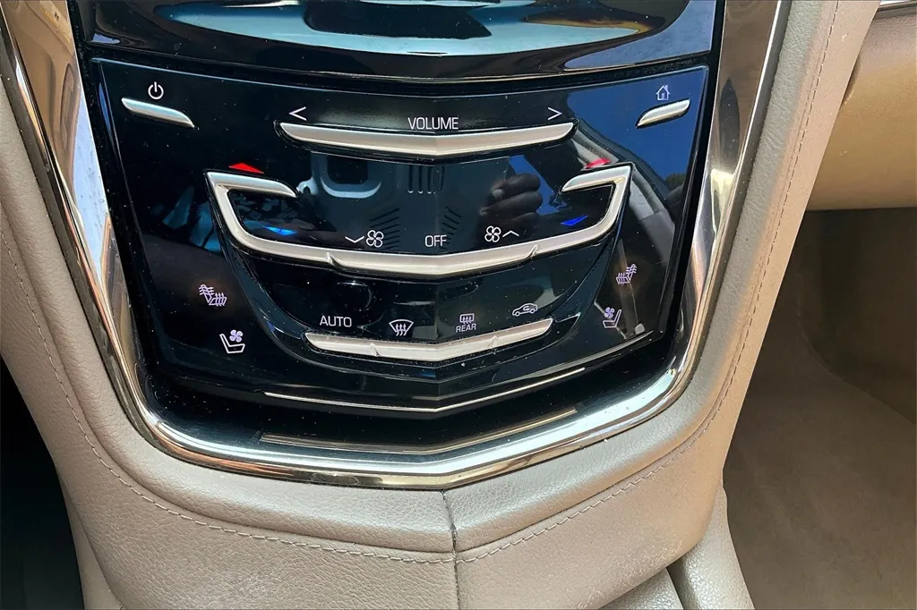 2015 Cadillac CTS Luxury photo 27
