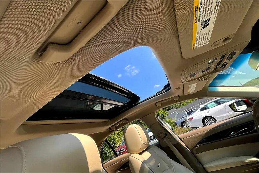 2015 Cadillac CTS Luxury photo 20