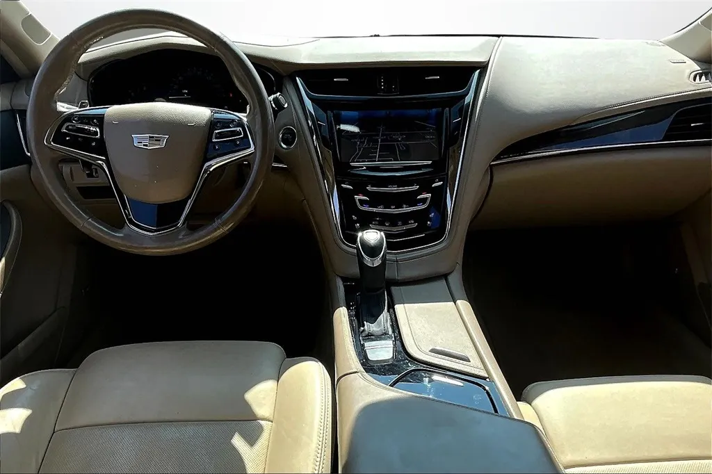 2015 Cadillac CTS Luxury photo 3