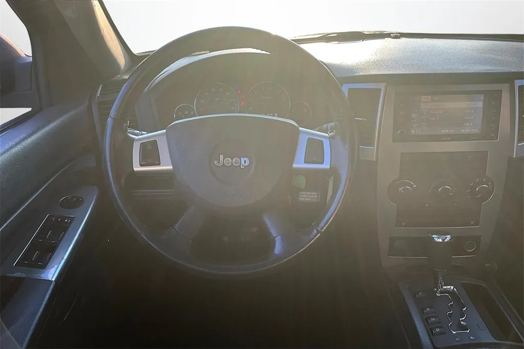 2008 Jeep Grand Cherokee Laredo photo 10
