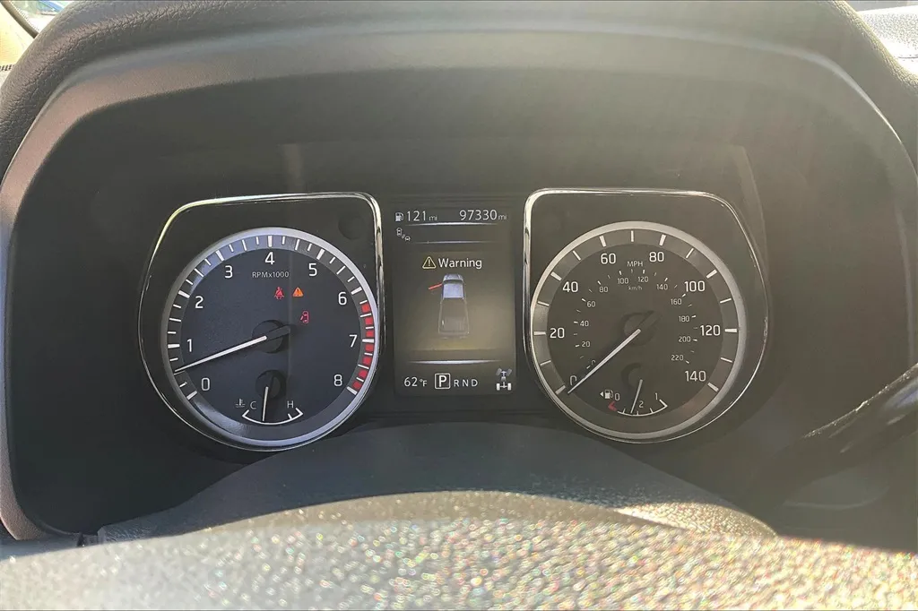 2017 Nissan Titan PRO-4X photo 5