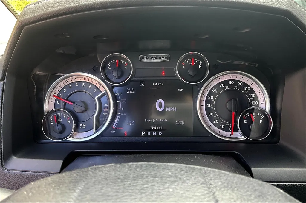 2015 Ram 1500 Sport photo 14