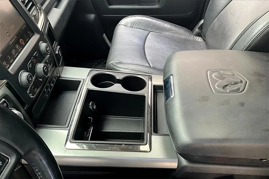 2015 Ram 1500 Sport photo 26