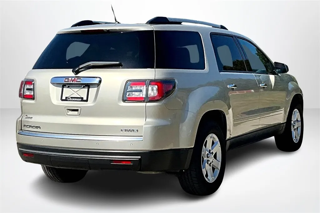 2015 Gmc Acadia SLE photo 12
