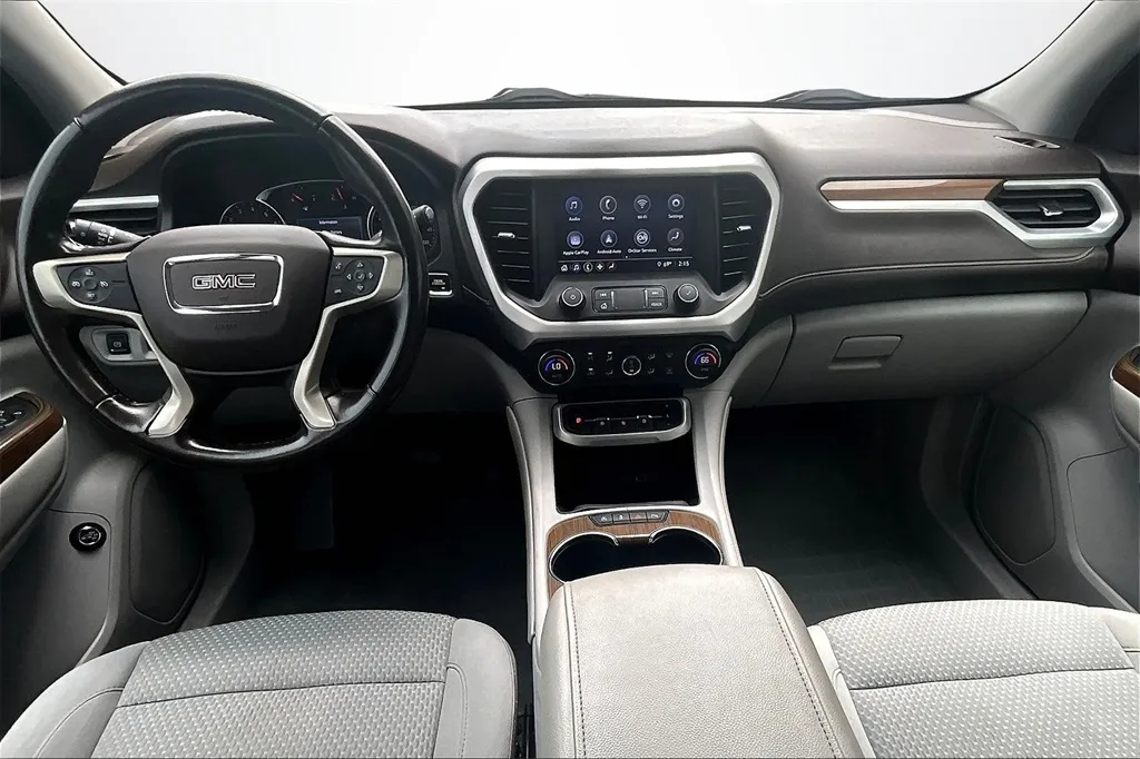 2020 Gmc Acadia SLE photo 3