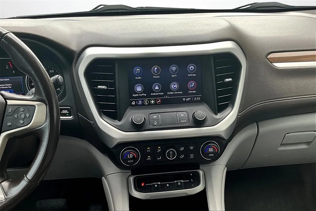 2020 Gmc Acadia SLE photo 26