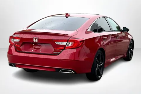 More photos of 2018 Honda Accord Sport at Lakeside Automotive Group, MI