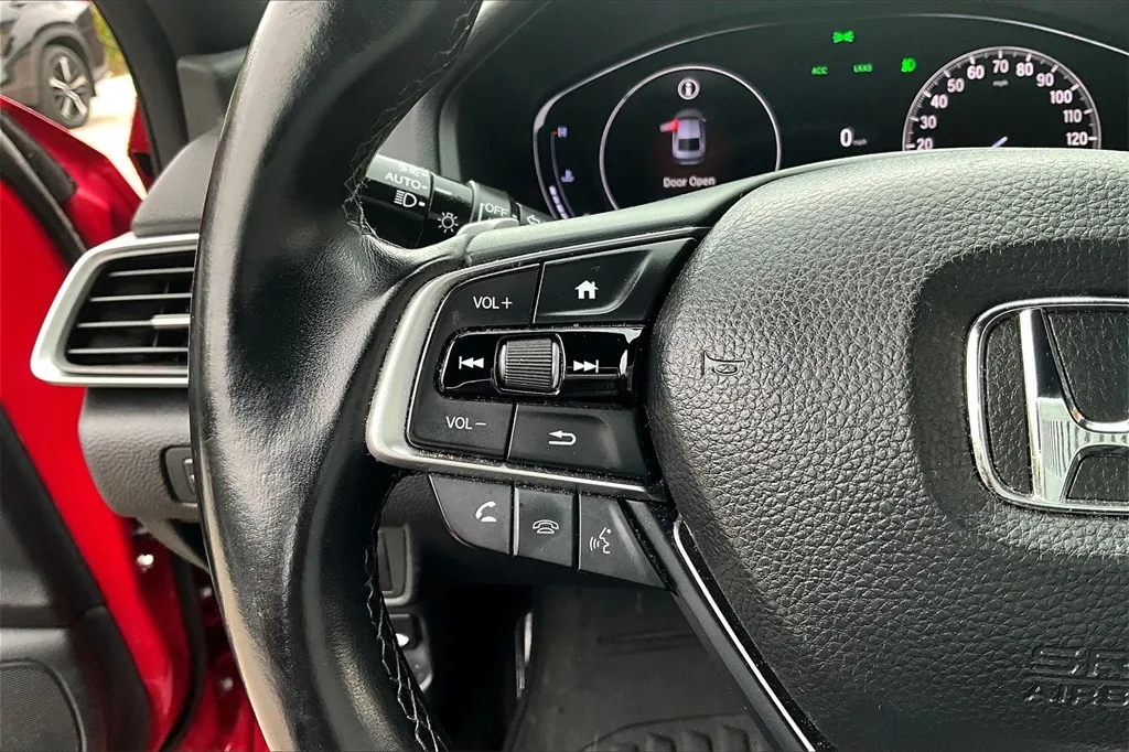 2018 Honda Accord Sport photo 4