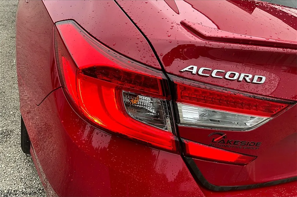 2018 Honda Accord Sport photo 27