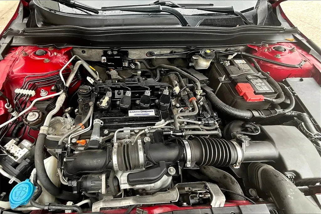 2018 Honda Accord Sport photo 9