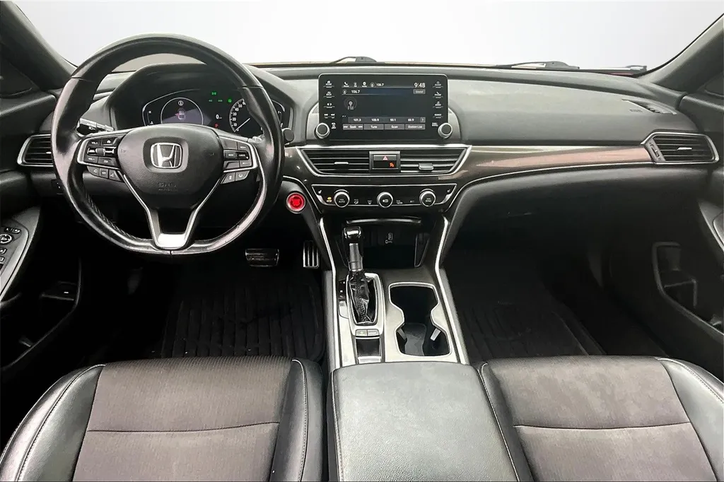 2018 Honda Accord Sport photo 3