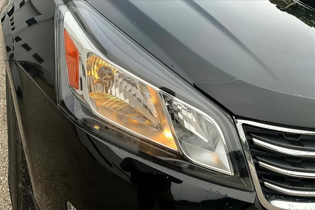 2017 Chevrolet Traverse 2LT photo 10