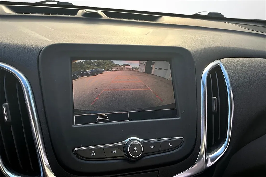 2022 Chevrolet Equinox LT photo 15