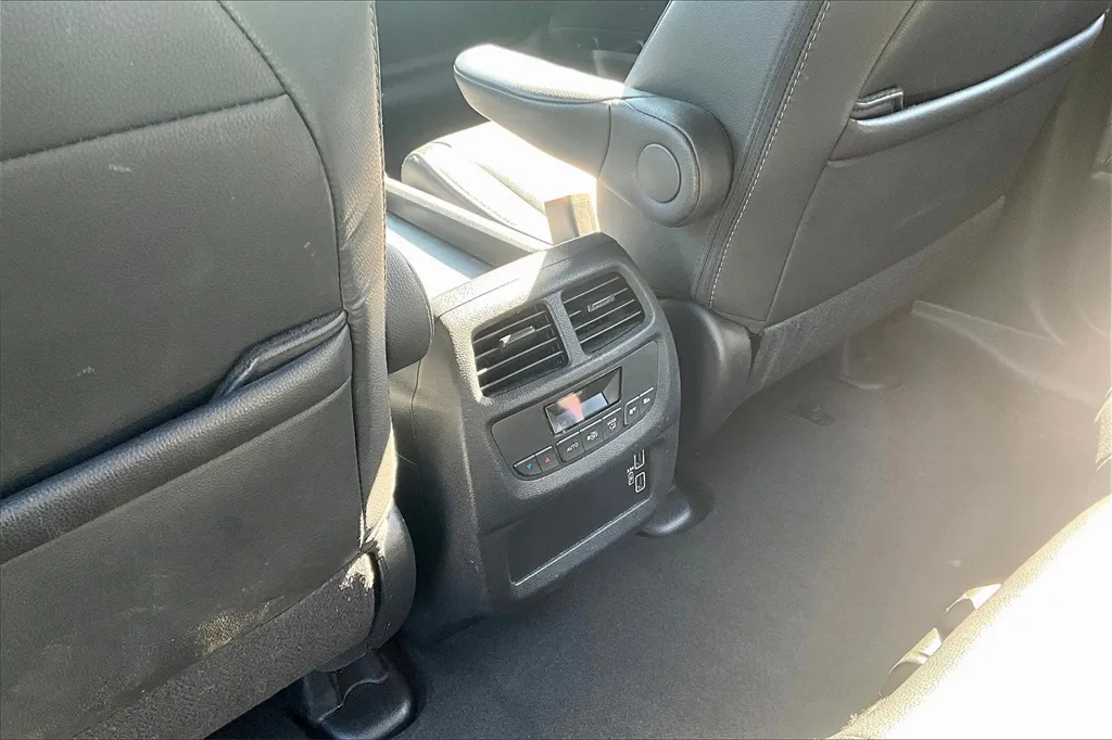 2020 Honda Pilot EX-L photo 4