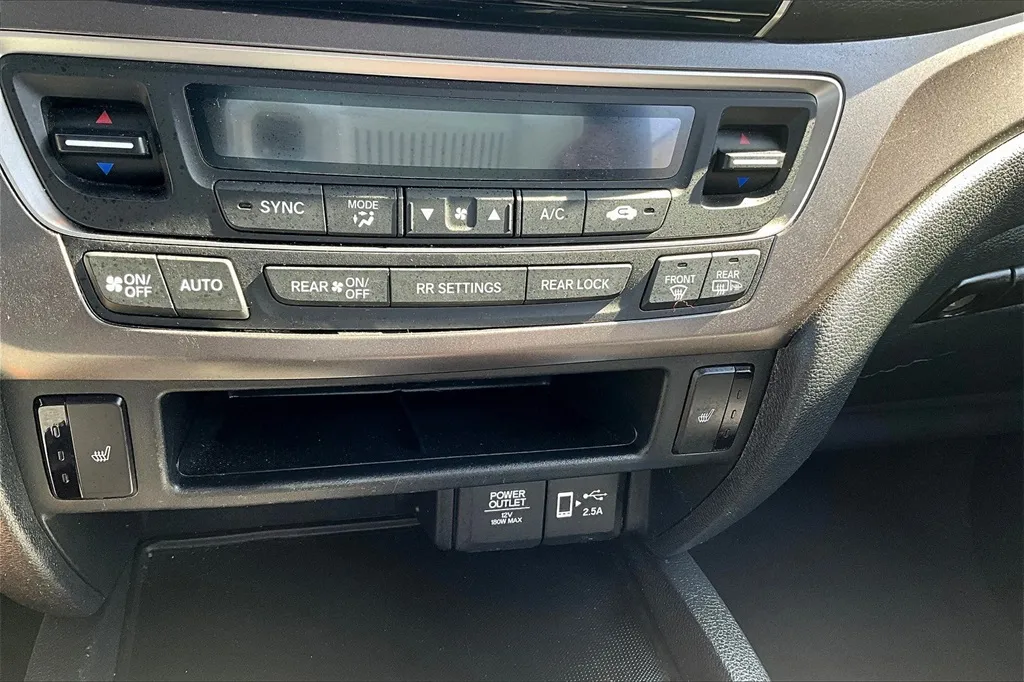 2020 Honda Pilot EX-L photo 28