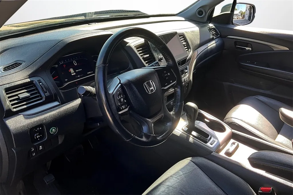 2020 Honda Pilot EX-L photo 17