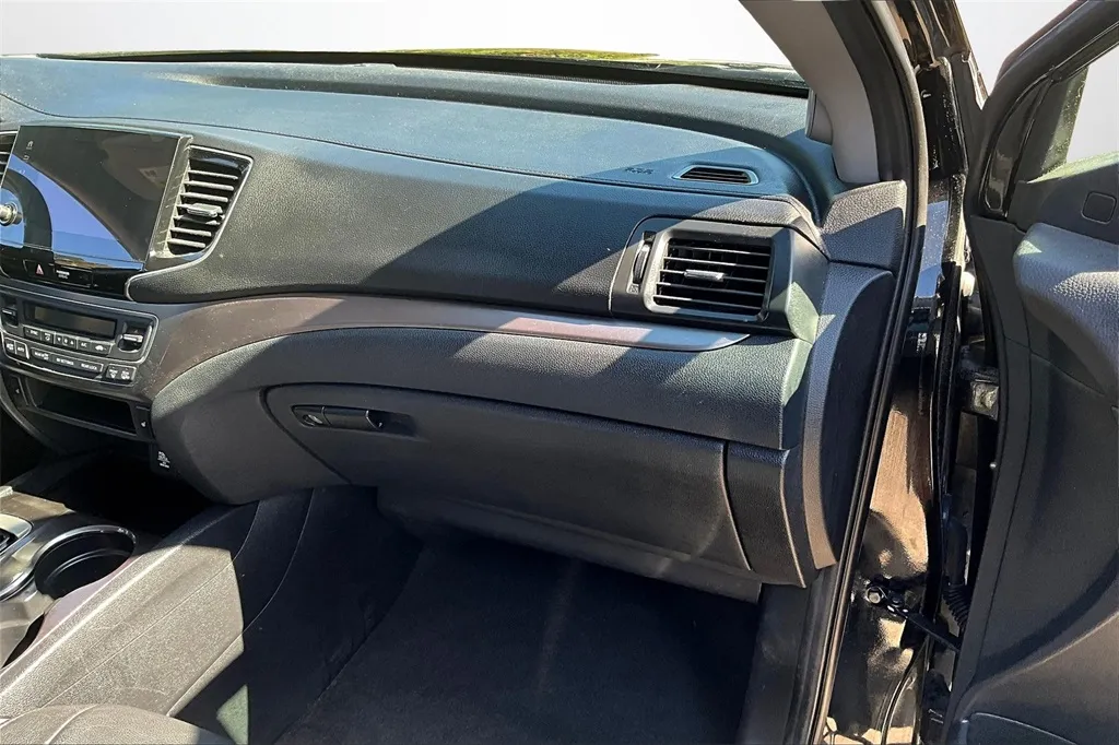 2020 Honda Pilot EX-L photo 20