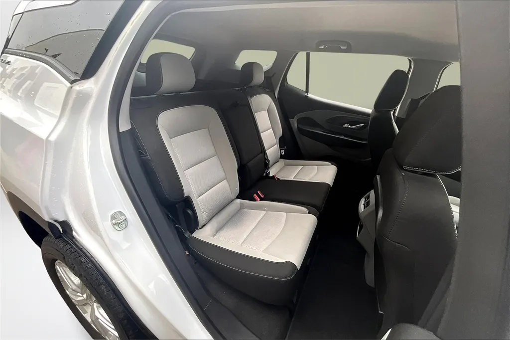 2023 Gmc Terrain SLE photo 8