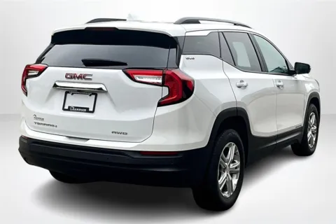 More photos of 2023 GMC Terrain SLE at Lakeside Automotive Group, MI