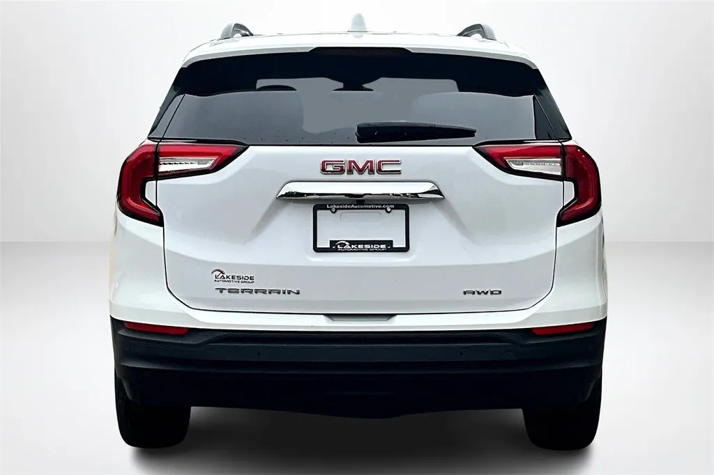 2023 Gmc Terrain SLE photo 24