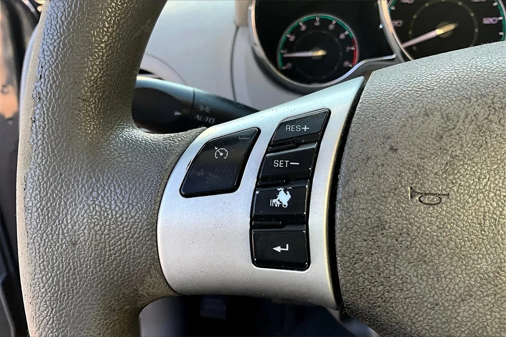 2011 Chevrolet Malibu LS photo 12