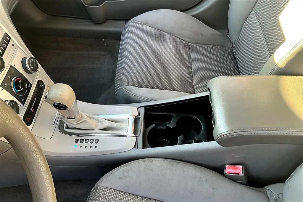 2011 Chevrolet Malibu LS photo 23