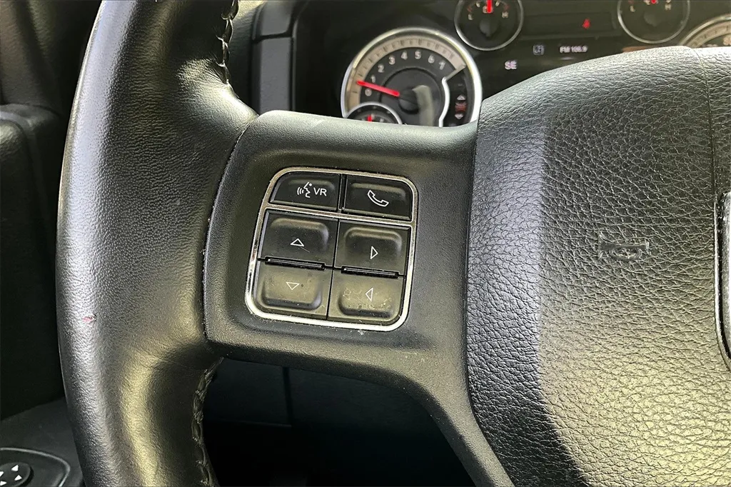 2016 Ram 1500 Sport photo 26