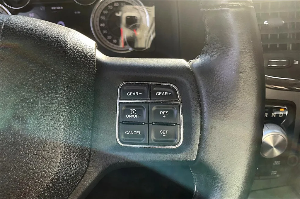 2016 Ram 1500 Sport photo 5