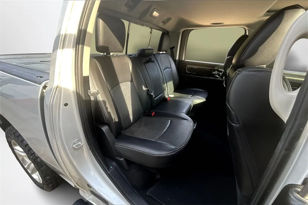 2016 Ram 1500 Sport photo 30