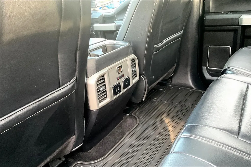 2018 Ford F-150 Lariat photo 4