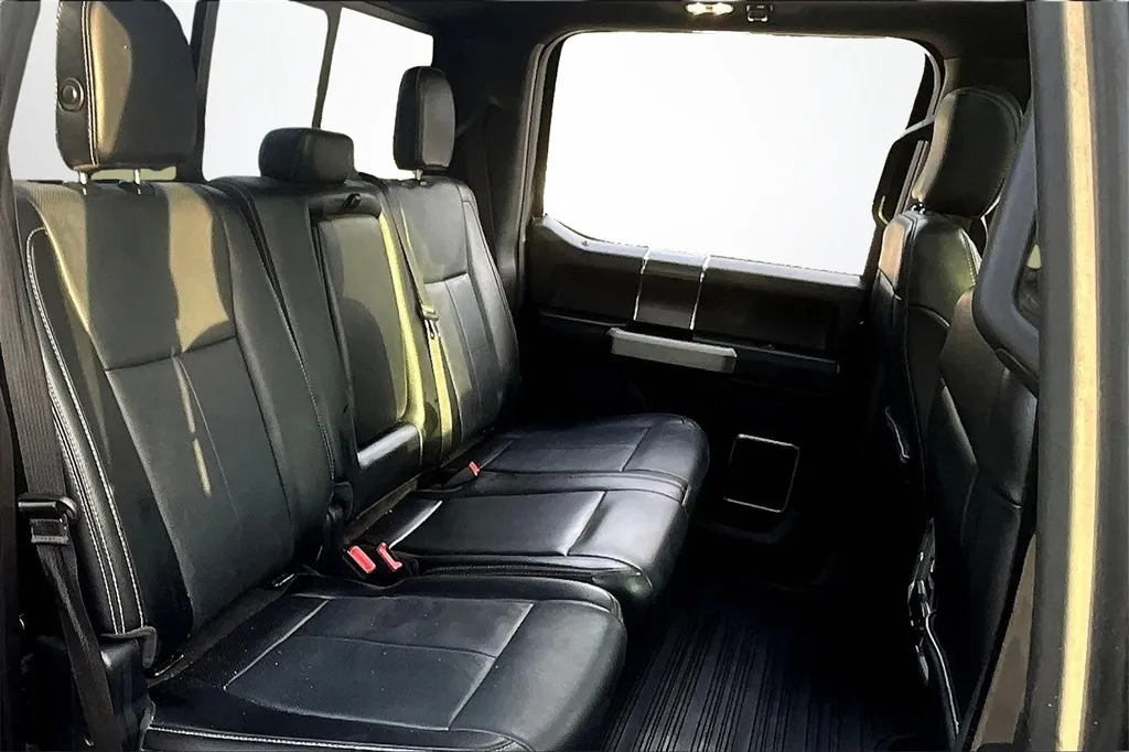 2018 Ford F-150 Lariat photo 8