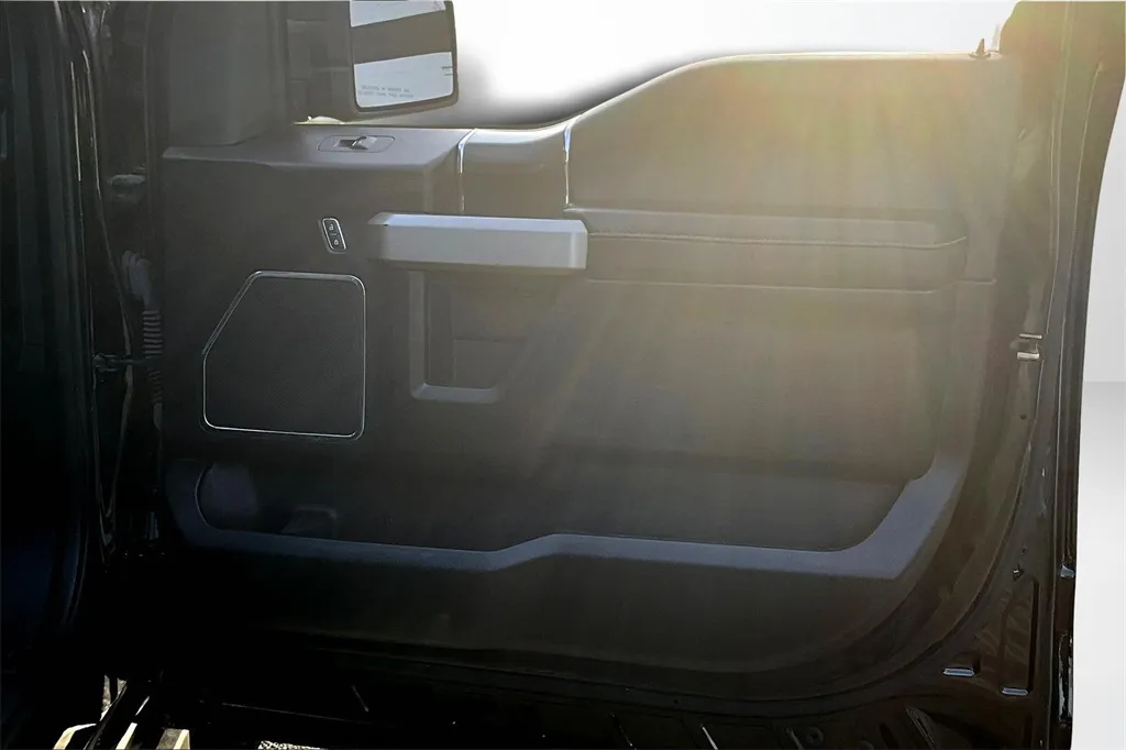 2018 Ford F-150 Lariat photo 9