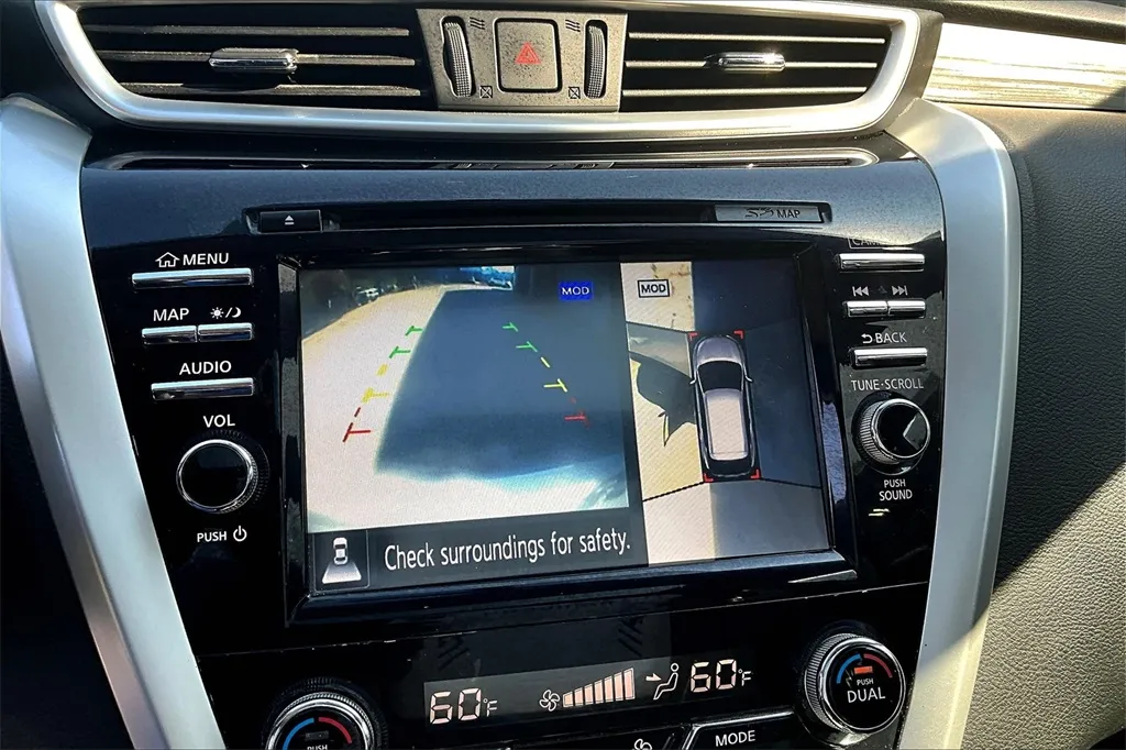 2017 Nissan Murano photo 14