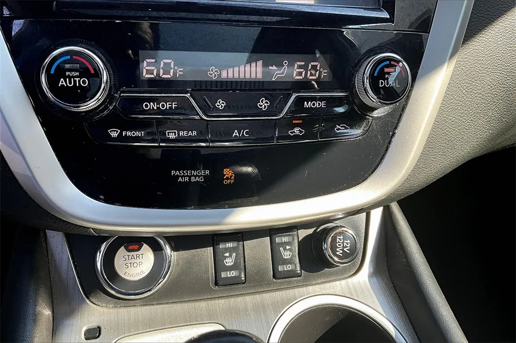 2017 Nissan Murano photo 25